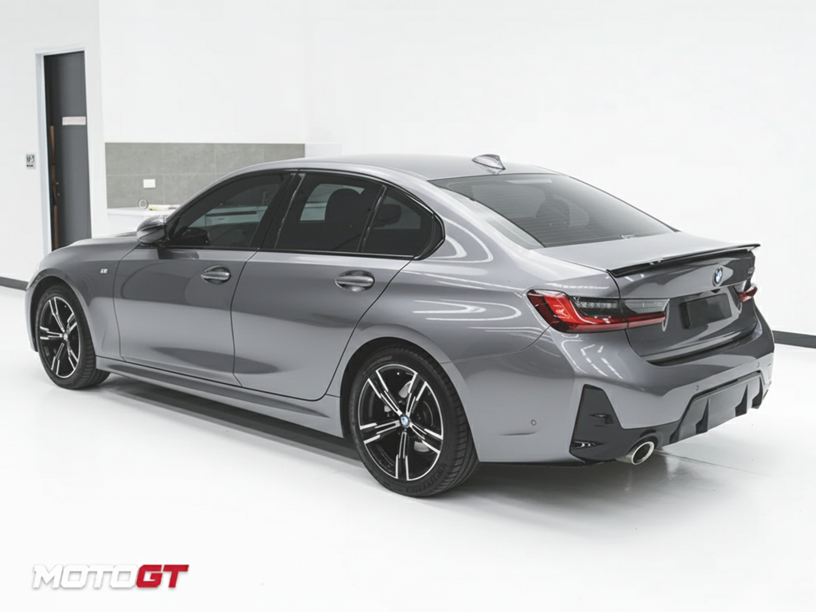 جناح خلفي من الفئة الثالثة MP — 3